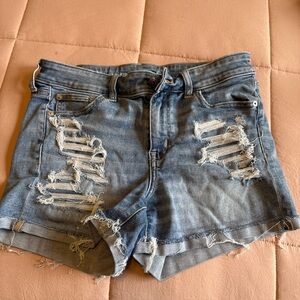 American Eagle Next Level Stretch Hi-Rise Shortie size 10 Denim Shorts Women's